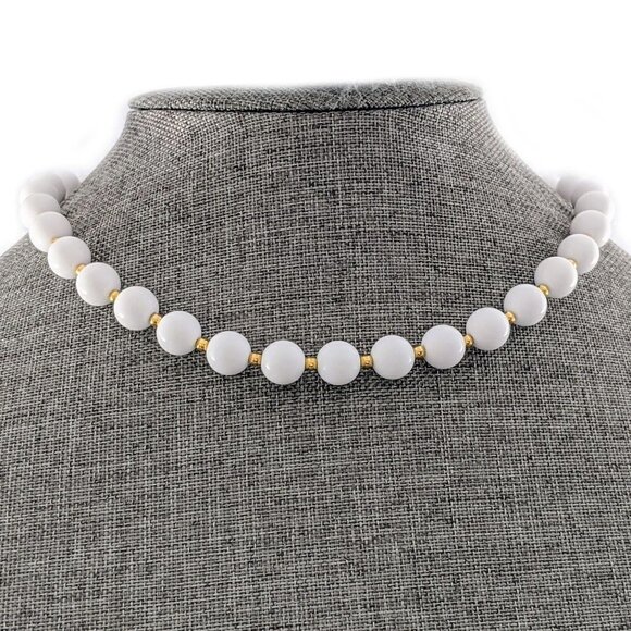 Vintage Monet Gold Tone & White Round Beads Necklace - Picture 3 of 10
